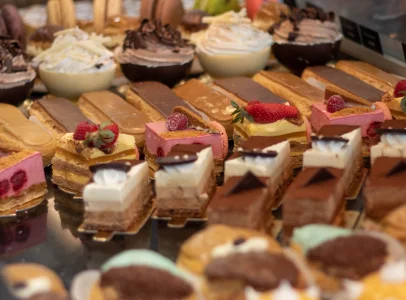 Pâtisseries individuelles, desserts et gâteau Maison à Vierzon - Cher (18)